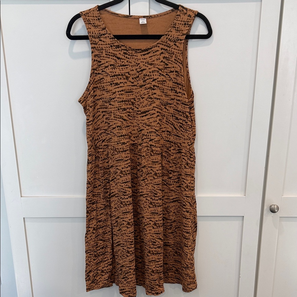 Old Navy Animal Print Sleeveless Dress
